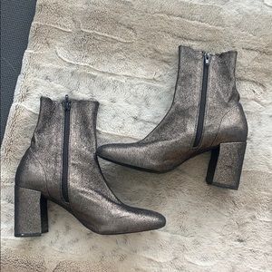 Jeffrey Campbell gray sparkly ankle booties 8